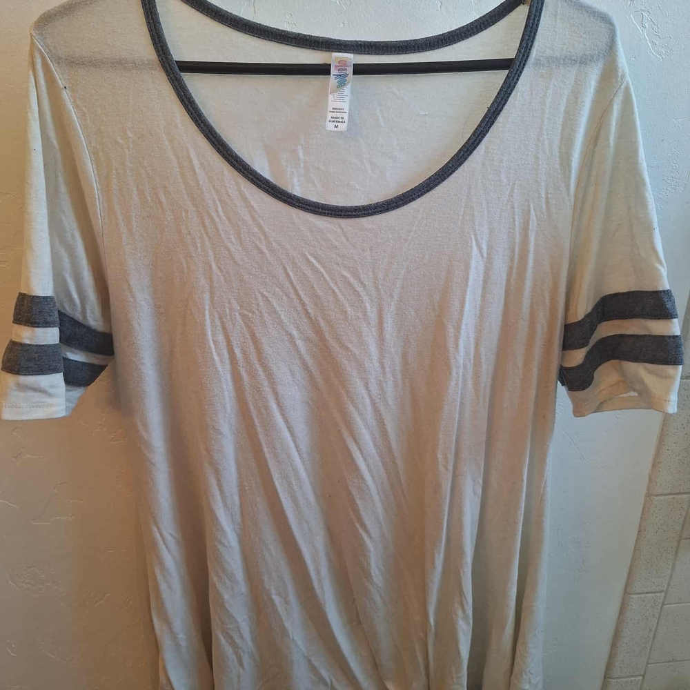 LuLaRoe Cream and Gray Perfect Tee